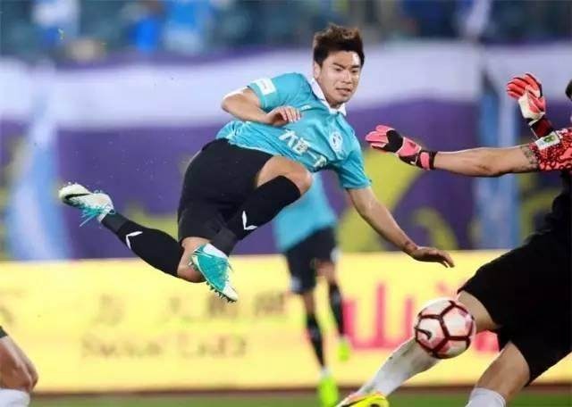 大连一方迎战深圳佳兆业,胜负难料!(大连佳兆业广场) 大连一方迎战深圳佳兆业,胜负难料!(大连佳兆业广场)